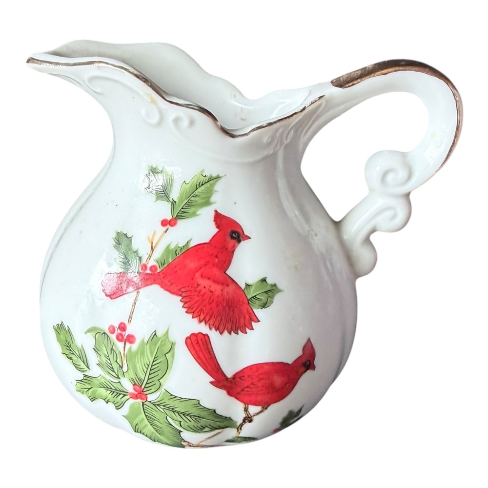 Vintage Lefton Cardinal Pitcher 04545 White Red Gold Trim Holly Berry 1984